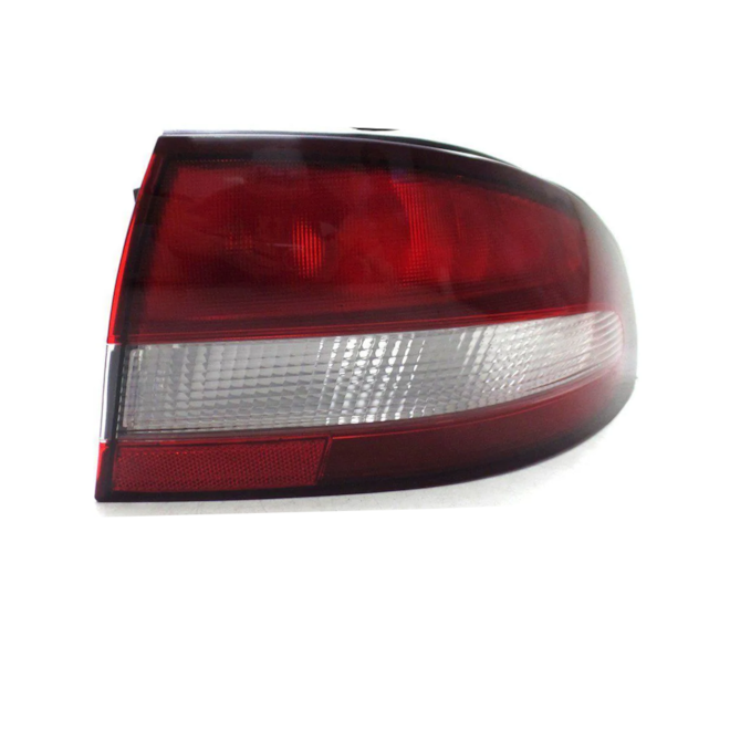 Lanterna OMEGA Australiano 1999 a 2001 Direito Usada Lanterna OMEGA Australiano 1999 a 2001 Direito Usada