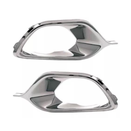 Moldura Grade Milha LOGAN 14 A 19 Cromado Direito Moldura Grade Milha LOGAN 14 A 19 Cromado Direito