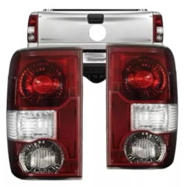 Par Lanterna RANGER 05 a 10 Carcaça Vermelha Par Lanterna RANGER 05 a 10 Carcaça Vermelha